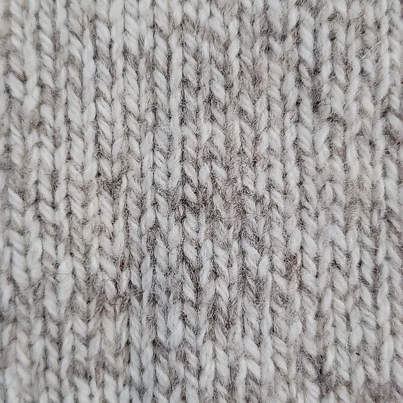 Vintg Early 80s Sweater Mens L Oatmeal Tan w/ Leather Patches Wool Blend US Made - Picture 11 of 11